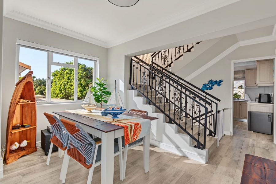 4 Bedroom Property for Sale in Gordons Bay Village Western Cape